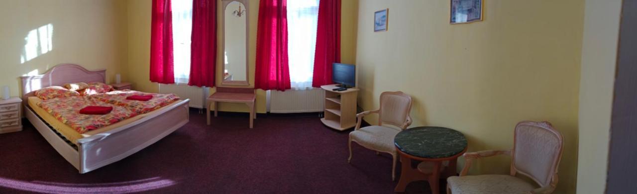 Hotel St. Maur Bečov nad Teplou Zewnętrze zdjęcie